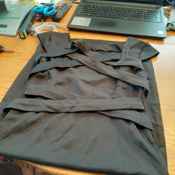 Ladies clothes - Picture 6 of 8